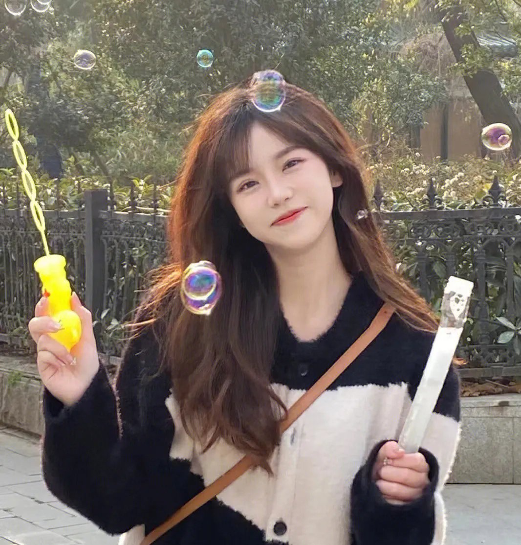 前程似锦的女孩