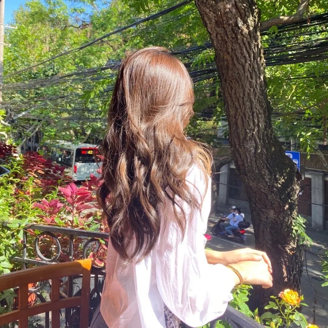 黑珍珠艾曼妞